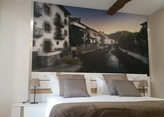 Urdaibai Etxea * Эа